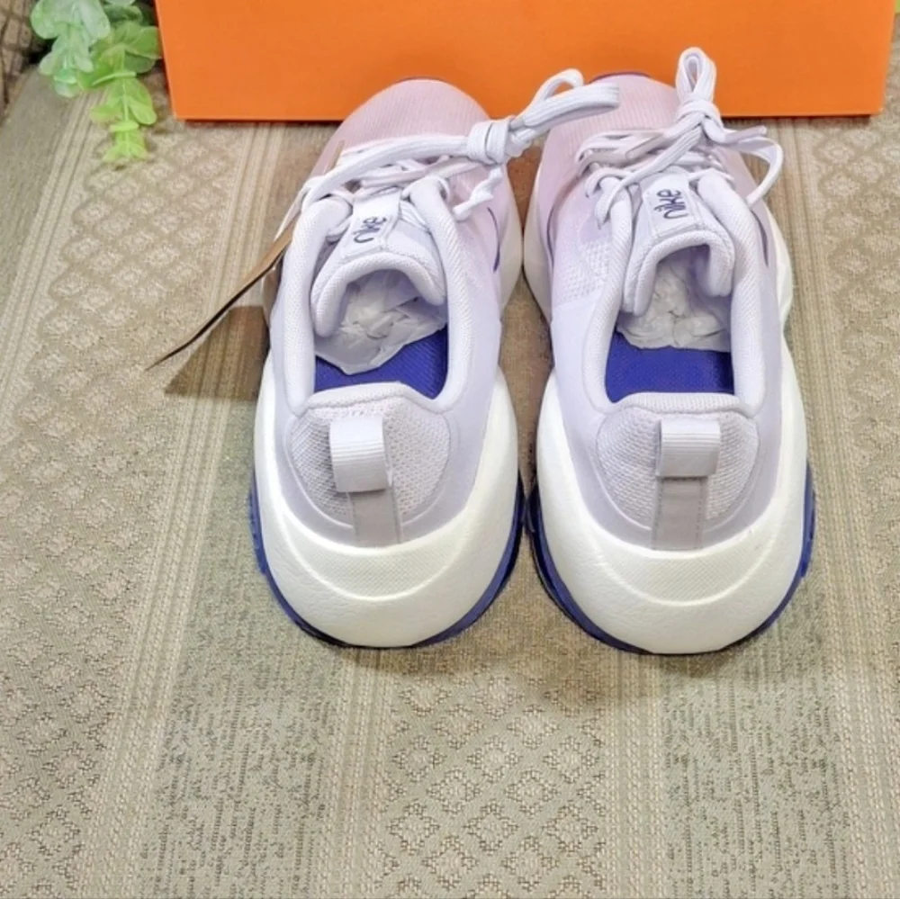 NWT Nike Air Zoom Bella 7 Trainers - Picture 9 of 14